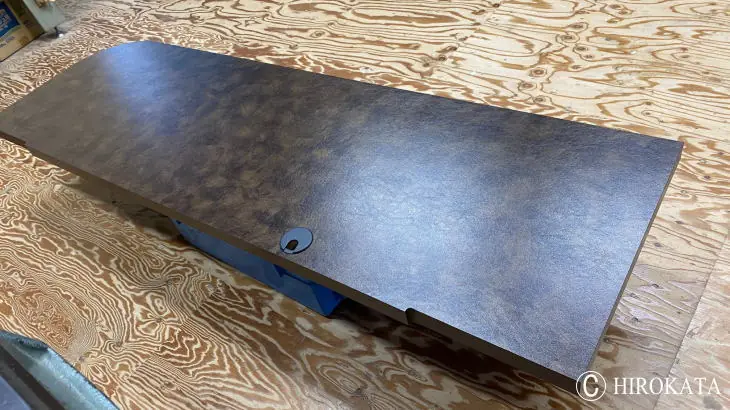 レザー調のデスク天板のオーダーメイド