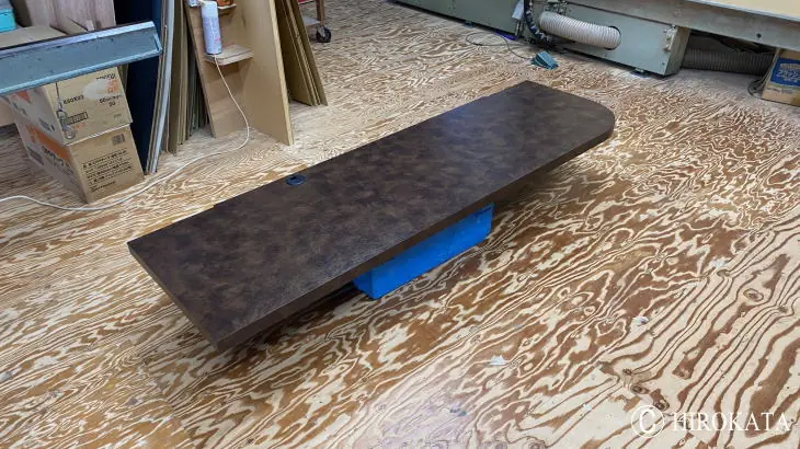 レザーをリアルに表現したデスク天板のオーダーメイド