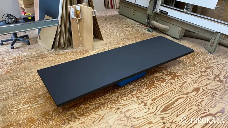 電子線硬化樹脂化粧板のPCデスク天板
