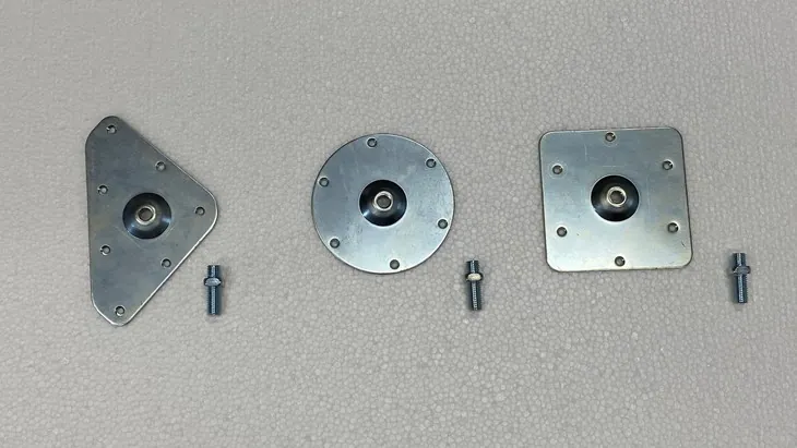 テーブル脚パーツの連結座金写真